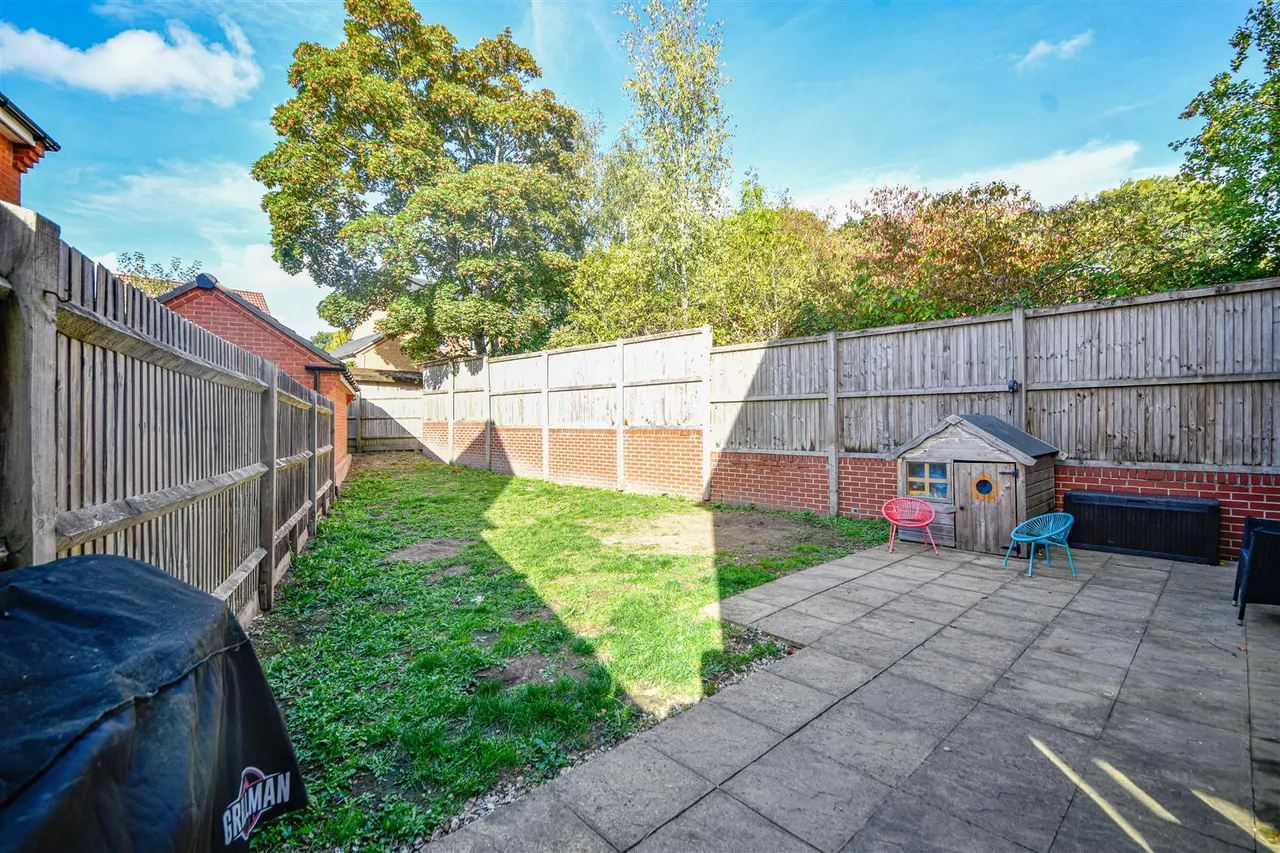 Brendon Gardens, Fair Oak, SO50, photo 14