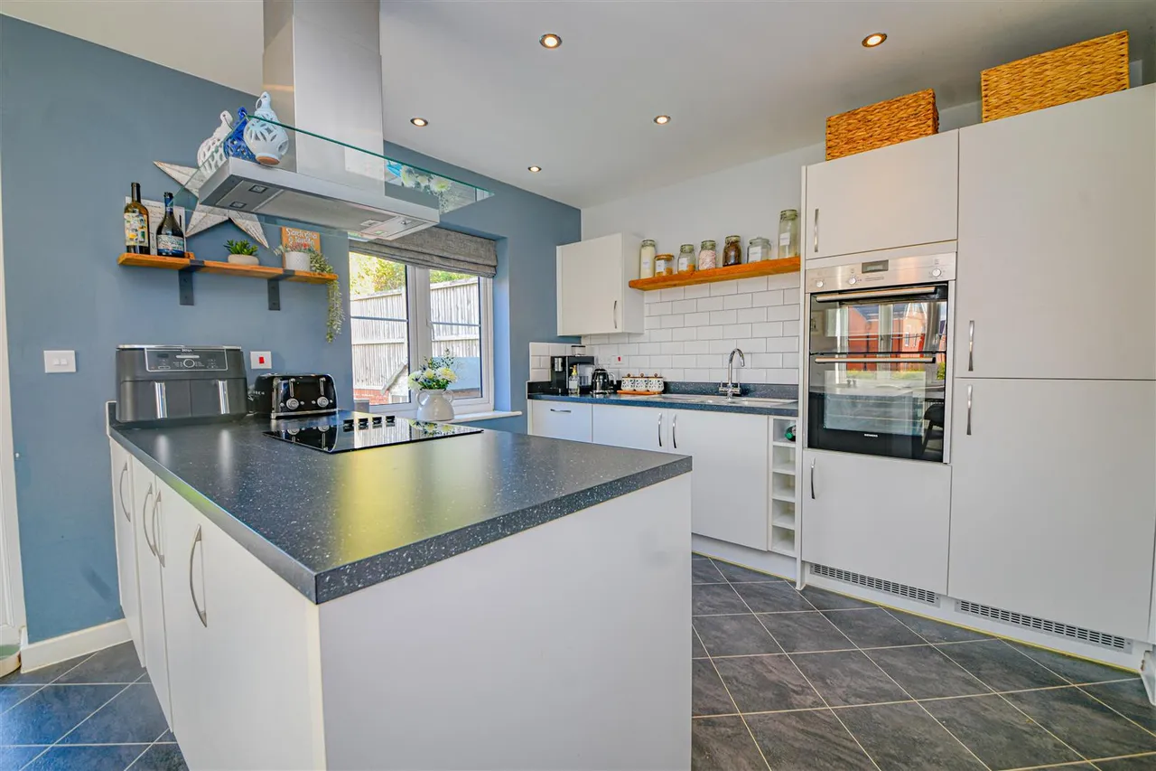 Brendon Gardens, Fair Oak, SO50, photo 3