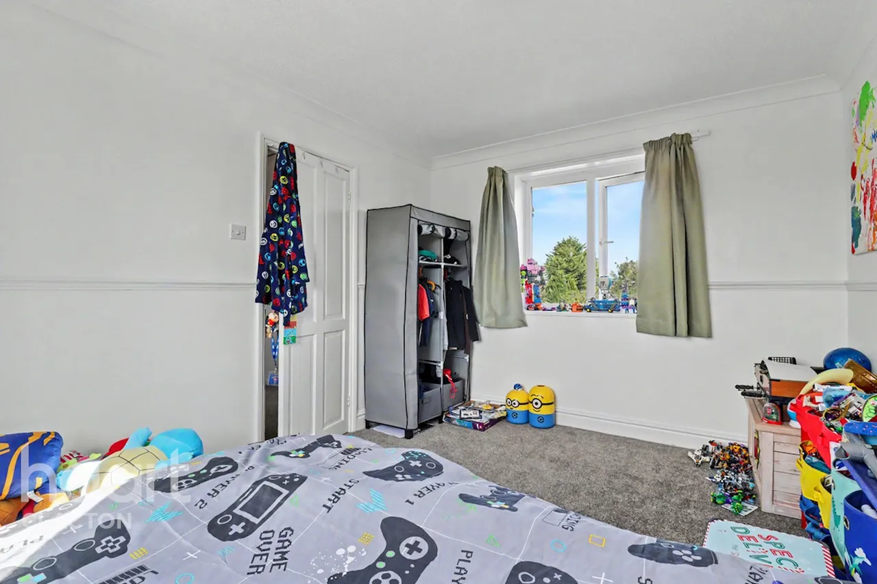 Tulip Way, Clacton-On-Sea, CO16, photo 10