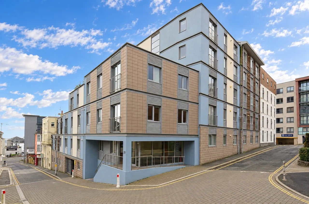 2 bed flat for sale, North Street, Plymouth, PL4