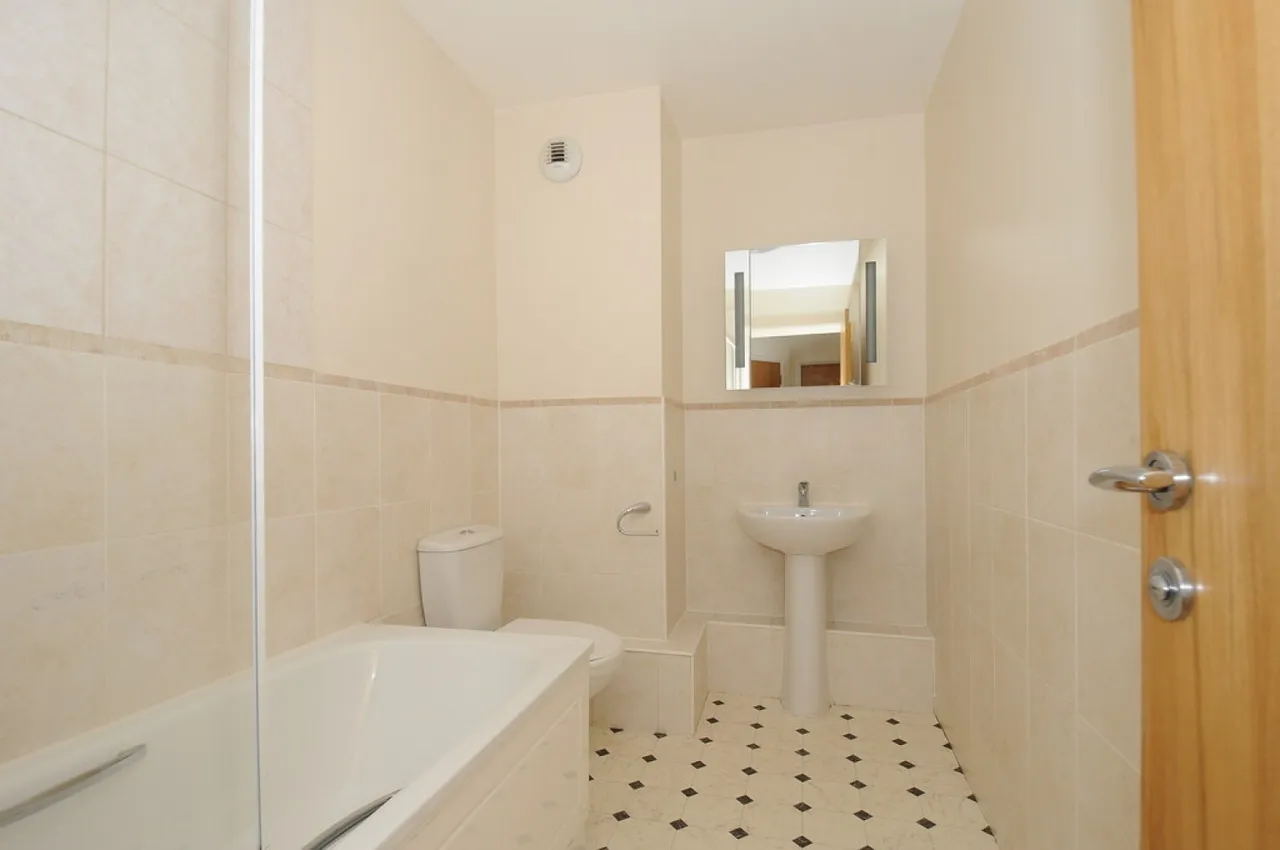 North Street, Plymouth, PL4, photo 6
