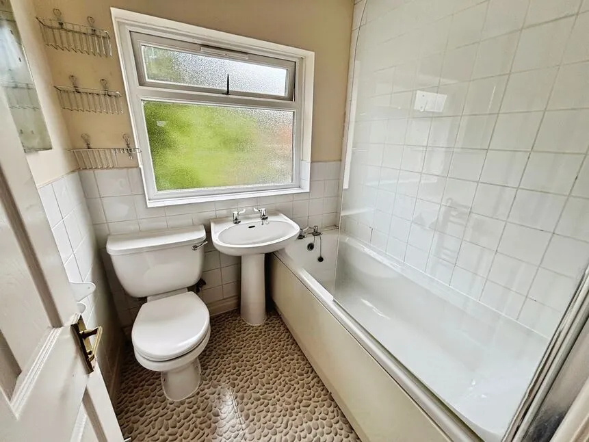 Beaumont Chase, Bolton, BL3, photo 5