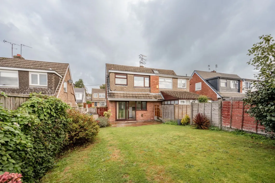 Derby Hill Road, Ormskirk, L39, photo 3