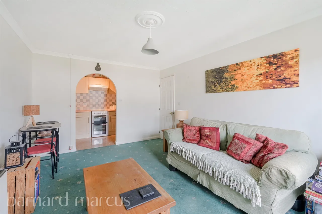 South Street, Dorking, RH4, photo 3