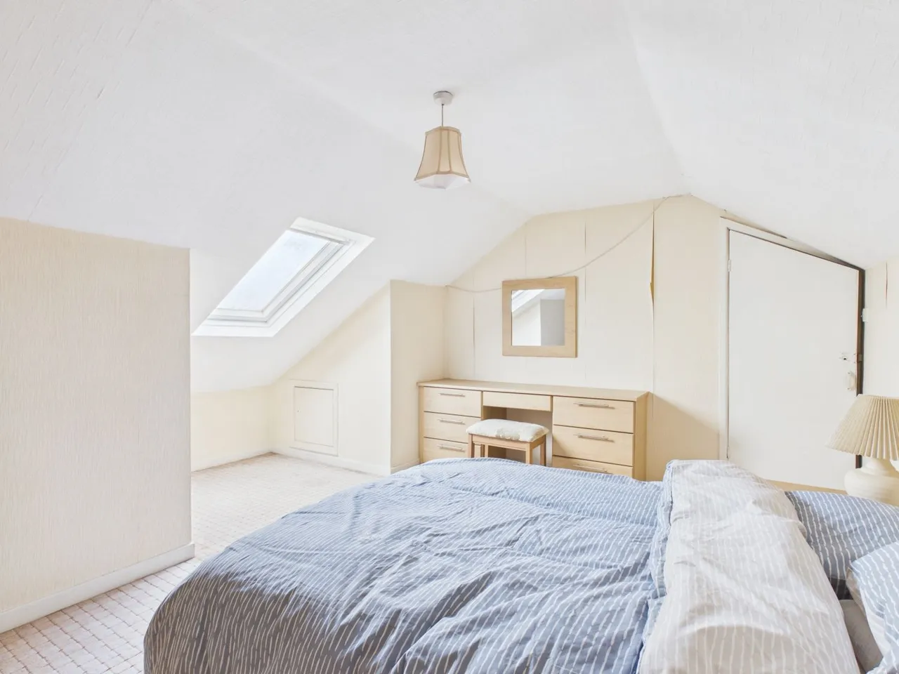 North Road, Droylsden, M43, photo 16