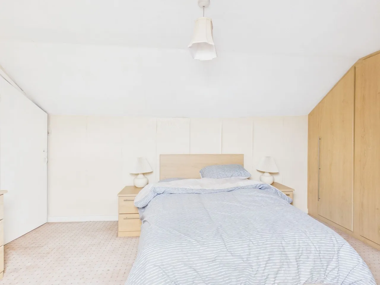 North Road, Droylsden, M43, photo 15
