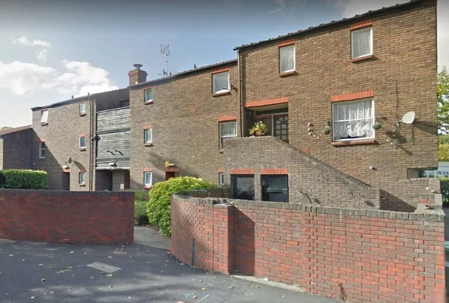 1 bed property to rent — Glimpsing Green, Erith, kent, DA18 4HD