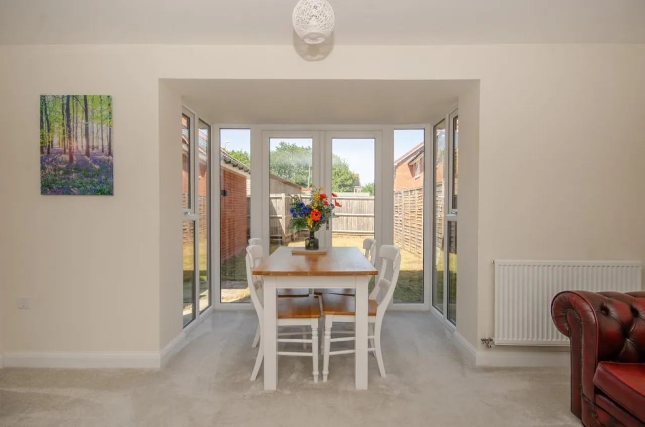 Rowdell Avenue, Coalpit Heath, BS36, photo 4