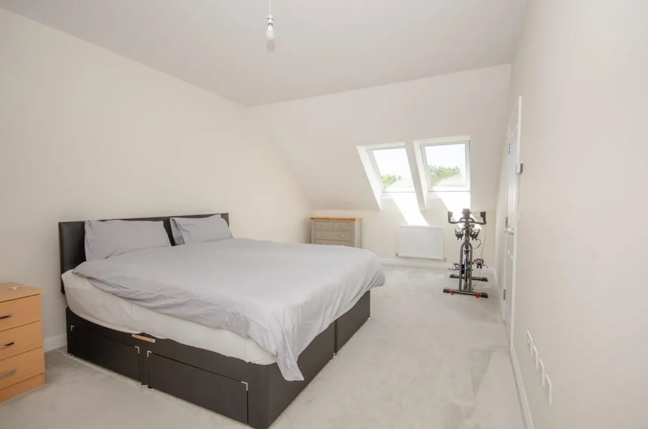 Rowdell Avenue, Coalpit Heath, BS36, photo 11