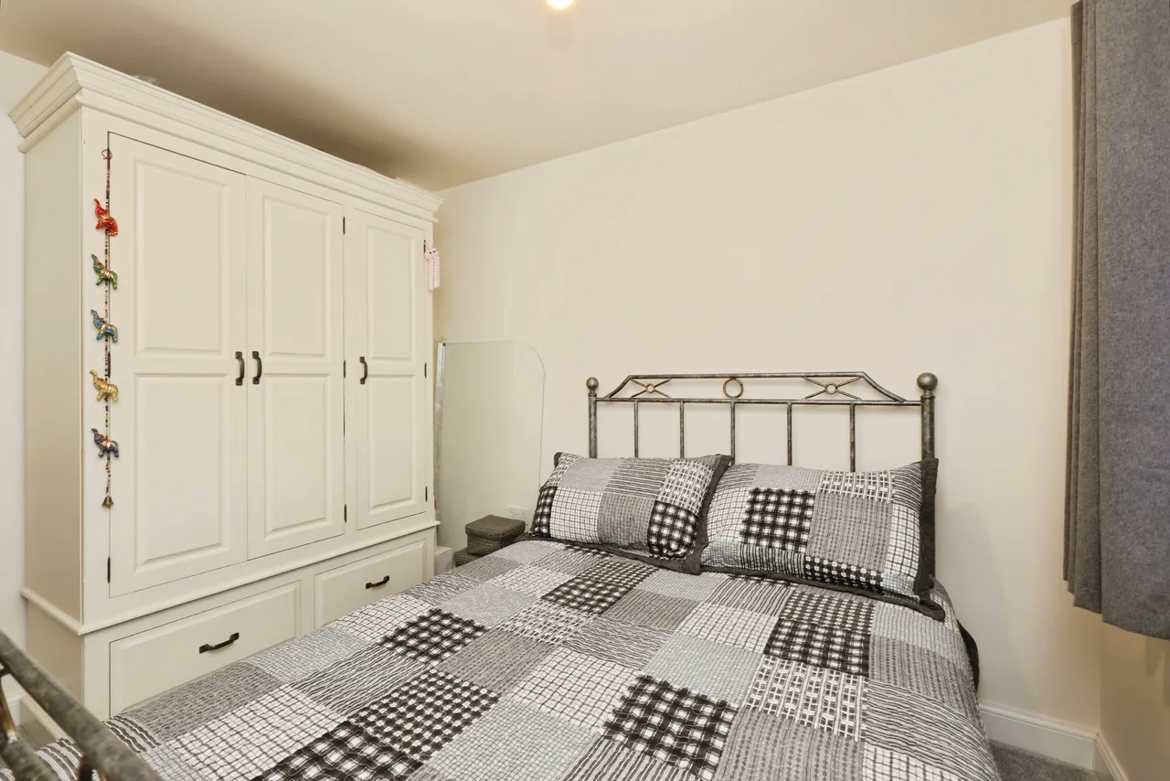Farleigh Drive, Doncaster, photo 10