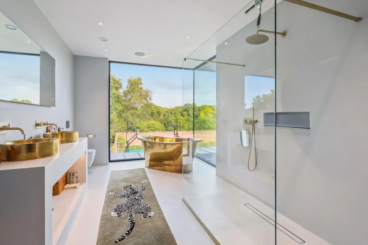 London Road, Windlesham, GU20, photo 14