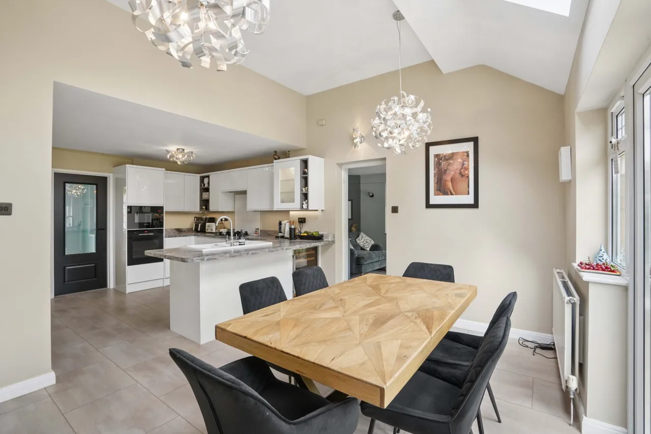 Newland, Witney, OX28, photo 4