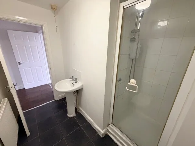Alton Street, CW2, photo 8