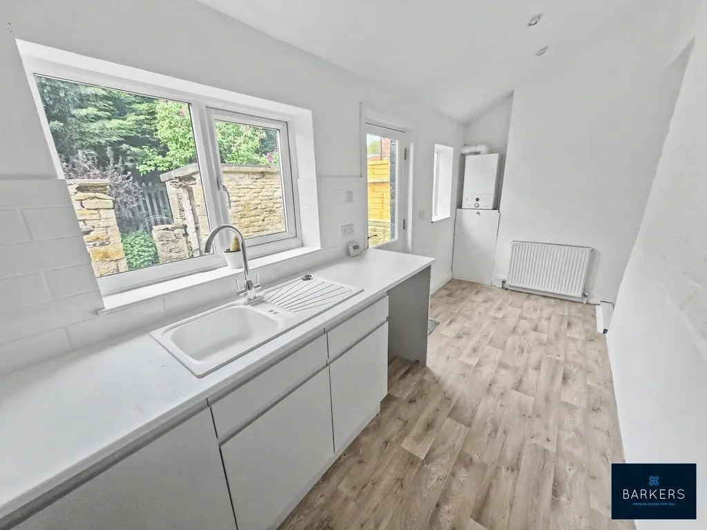 Hunsworth Lane, East Bierley BD4 6PU, photo 6