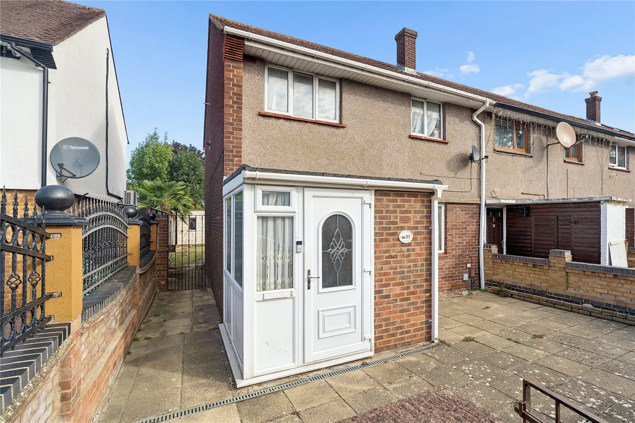 Muggeridge Road, Dagenham, RM10, photo 14