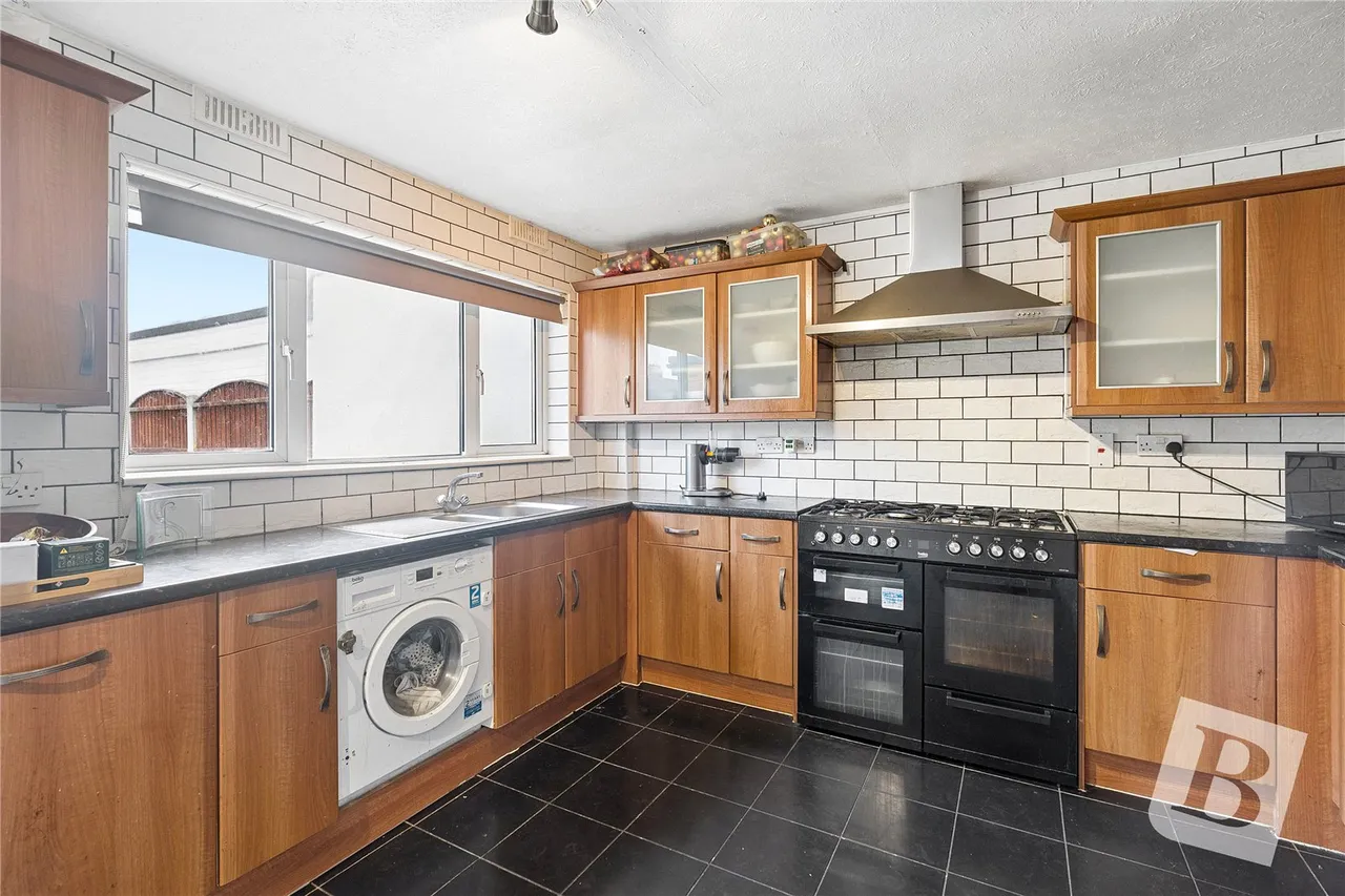 Muggeridge Road, Dagenham, RM10, photo 11