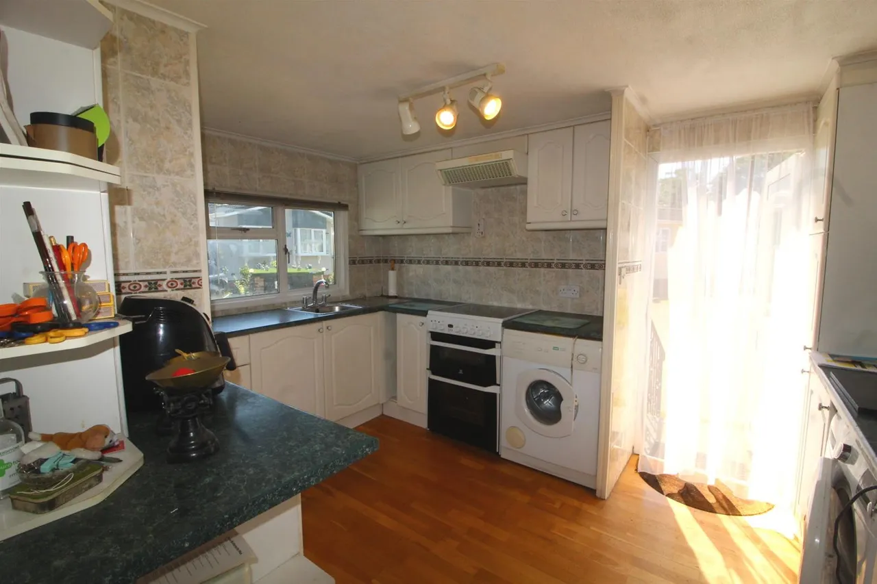 Barnet Road, Barnet EN5 3JH, photo 9