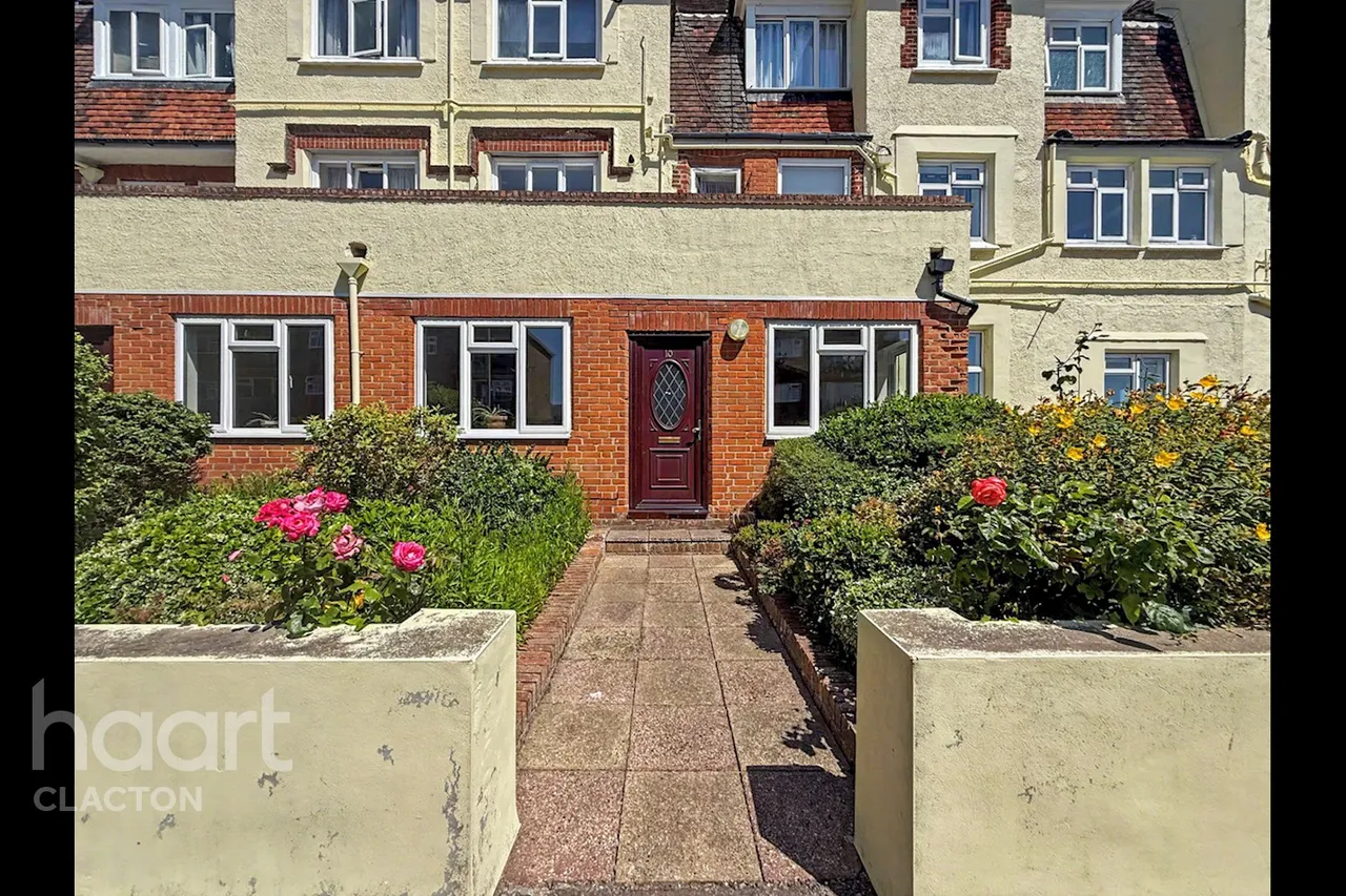 Marine Parade East, Clacton-On-Sea, CO15, photo 3