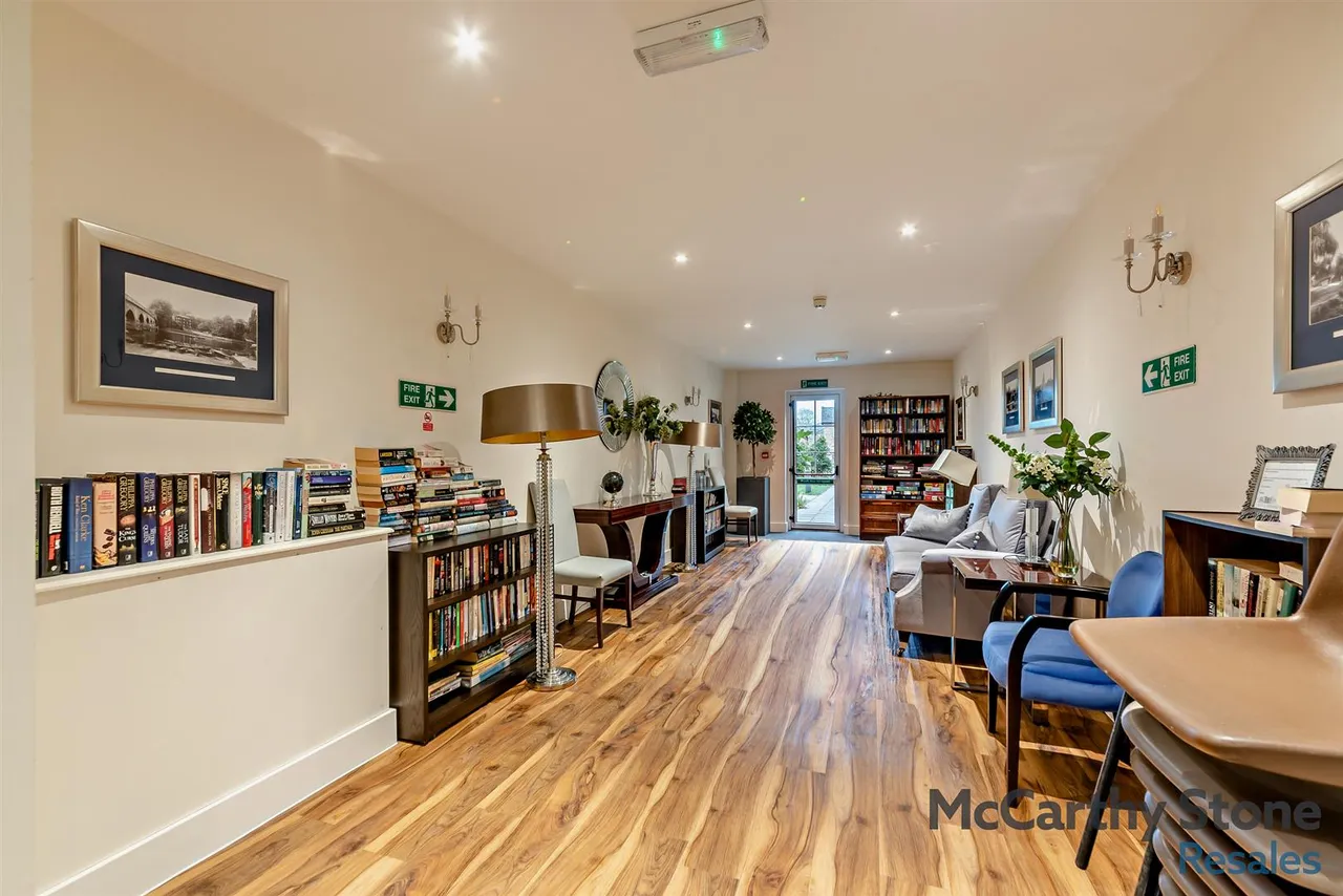 St. Lukes Road, Maidenhead, SL6, photo 9
