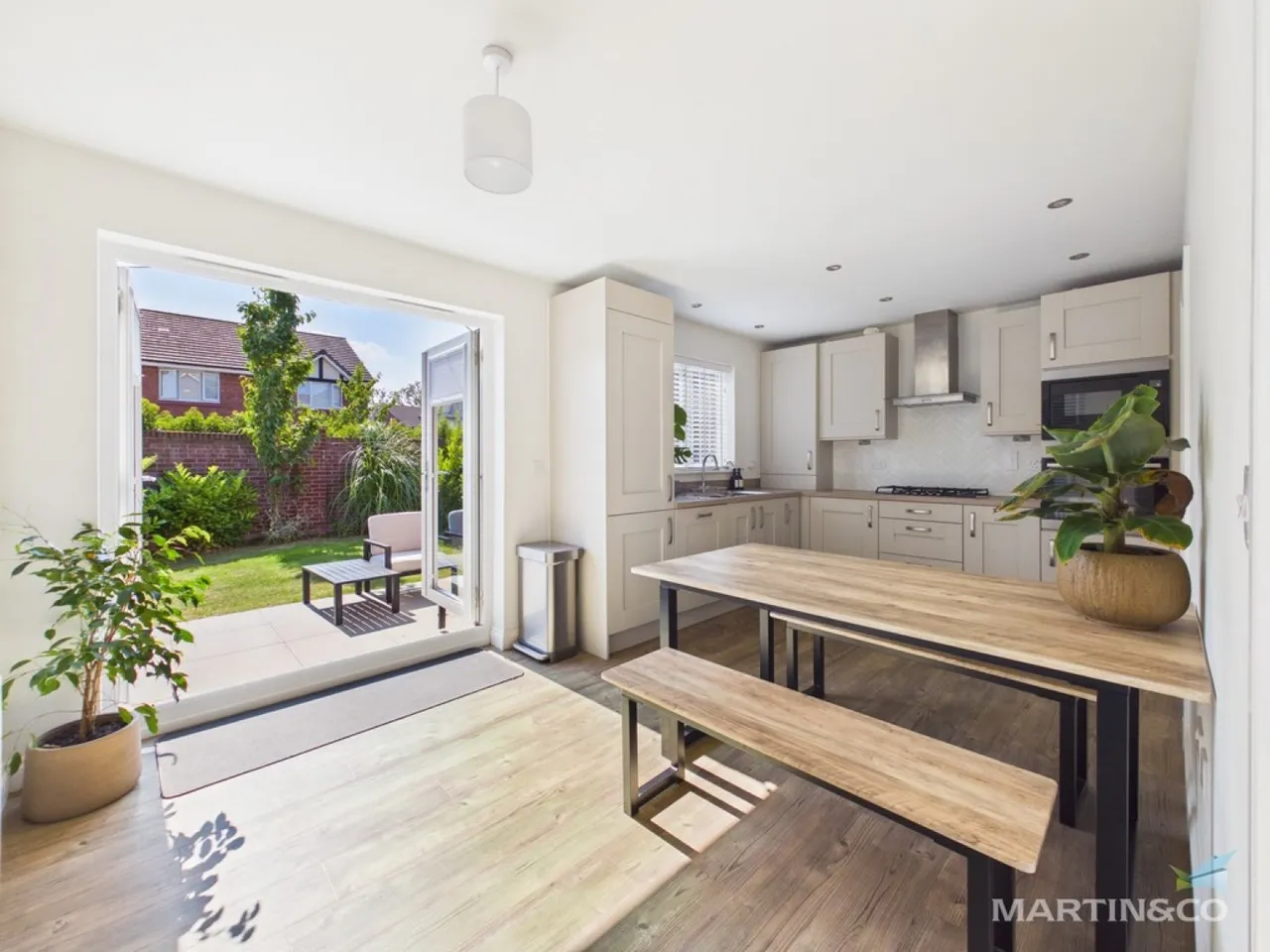 Barrel Court, Hooton, photo 11