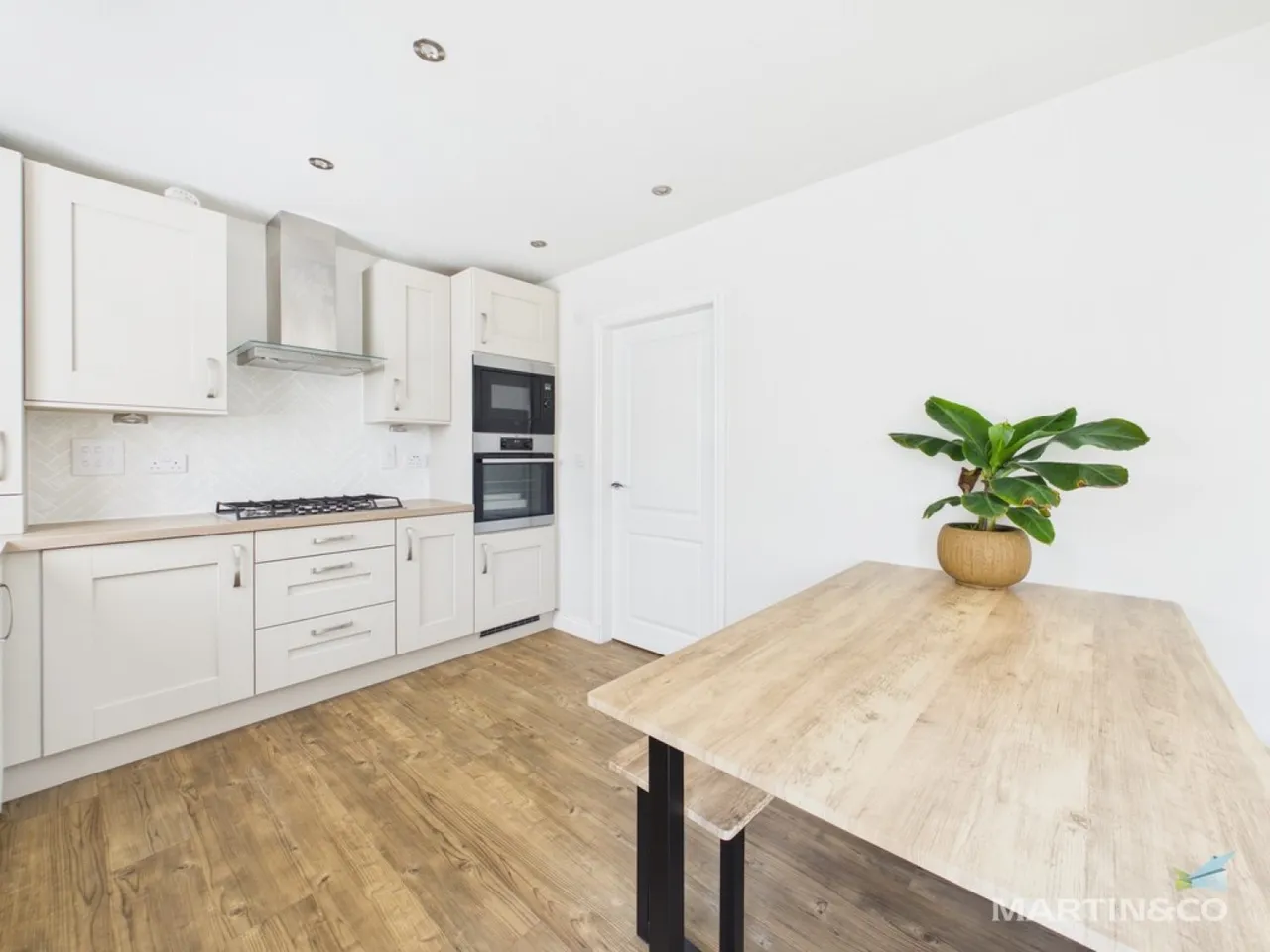 Barrel Court, Hooton, photo 7