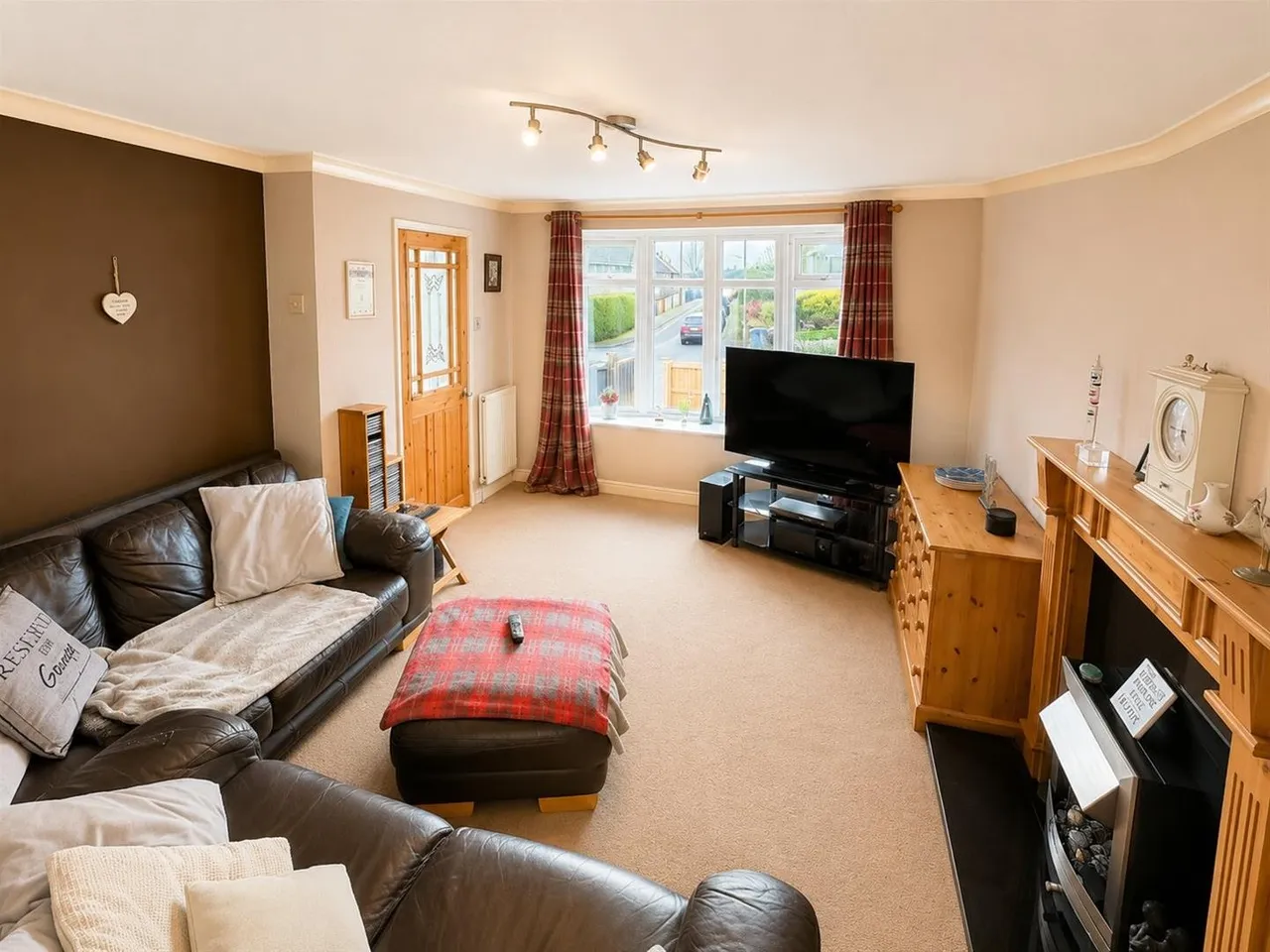Northwold Road Eastfield, Scarborough YO11 3HG, photo 5