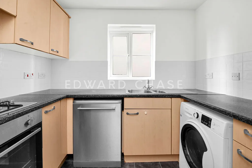 Blackthorn Road, Ilford, IG1, photo 6