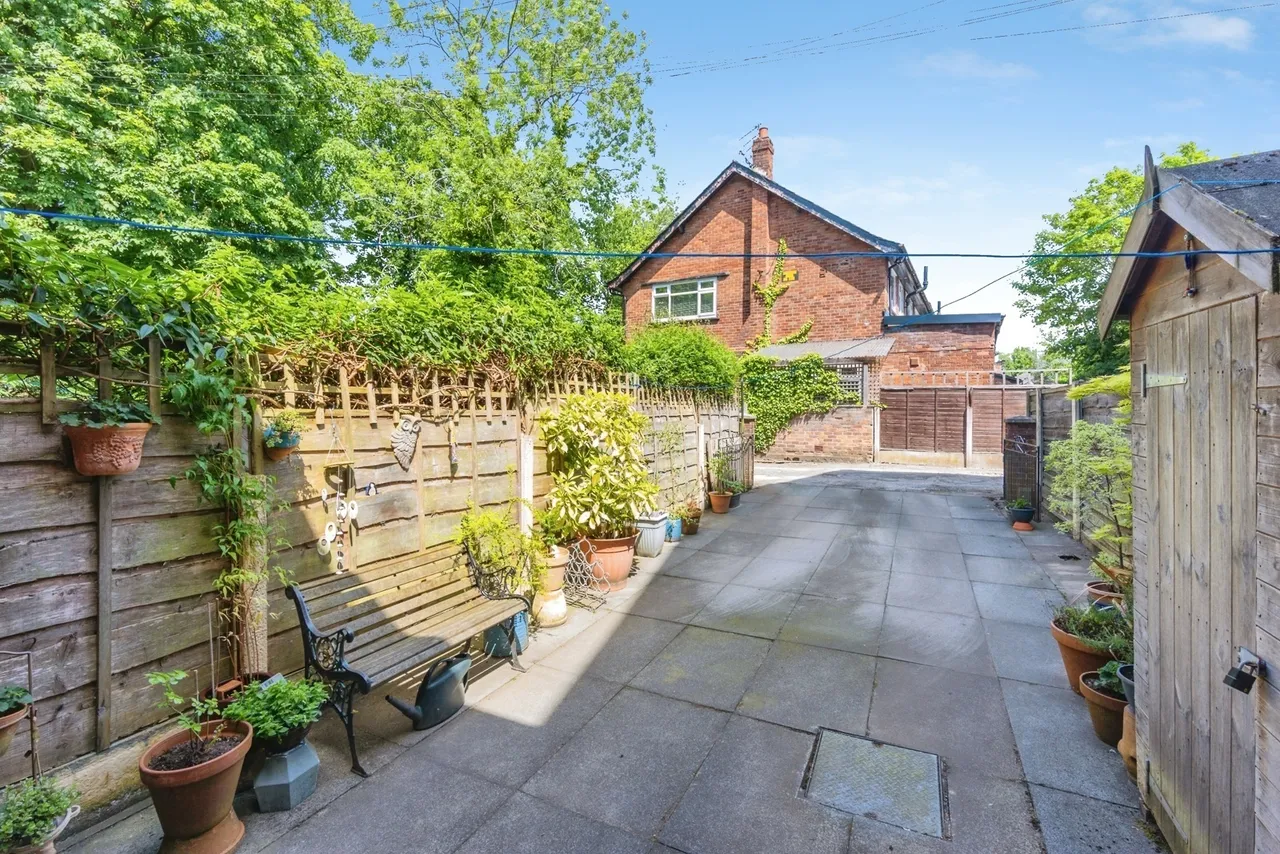 Edge Lane, Chorlton, Manchester, M21, photo 16