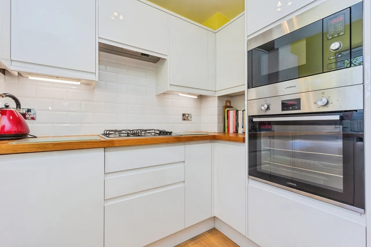Edge Lane, Chorlton, Manchester, M21, photo 7