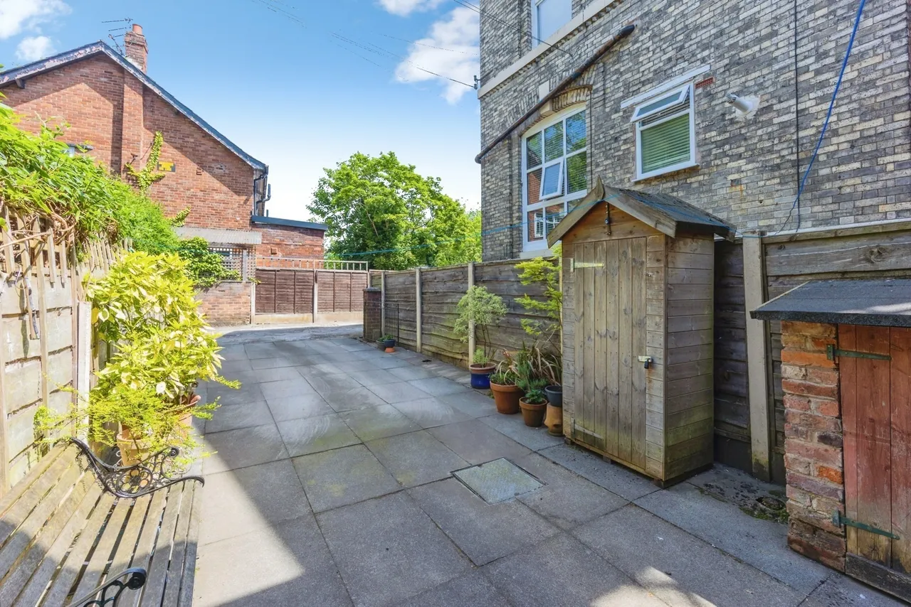 Edge Lane, Chorlton, Manchester, M21, photo 15