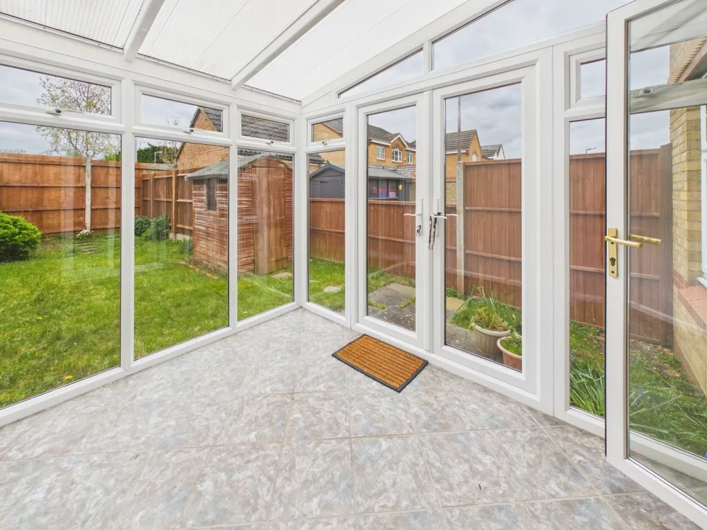 Tulip Close, Biggleswade, SG18, photo 8