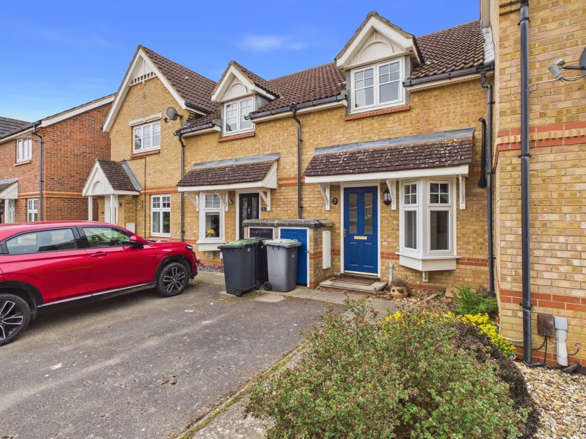 2 bed house for sale, Tulip Close, Biggleswade, SG18