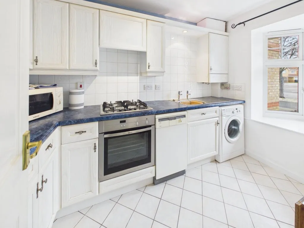 Tulip Close, Biggleswade, SG18, photo 3