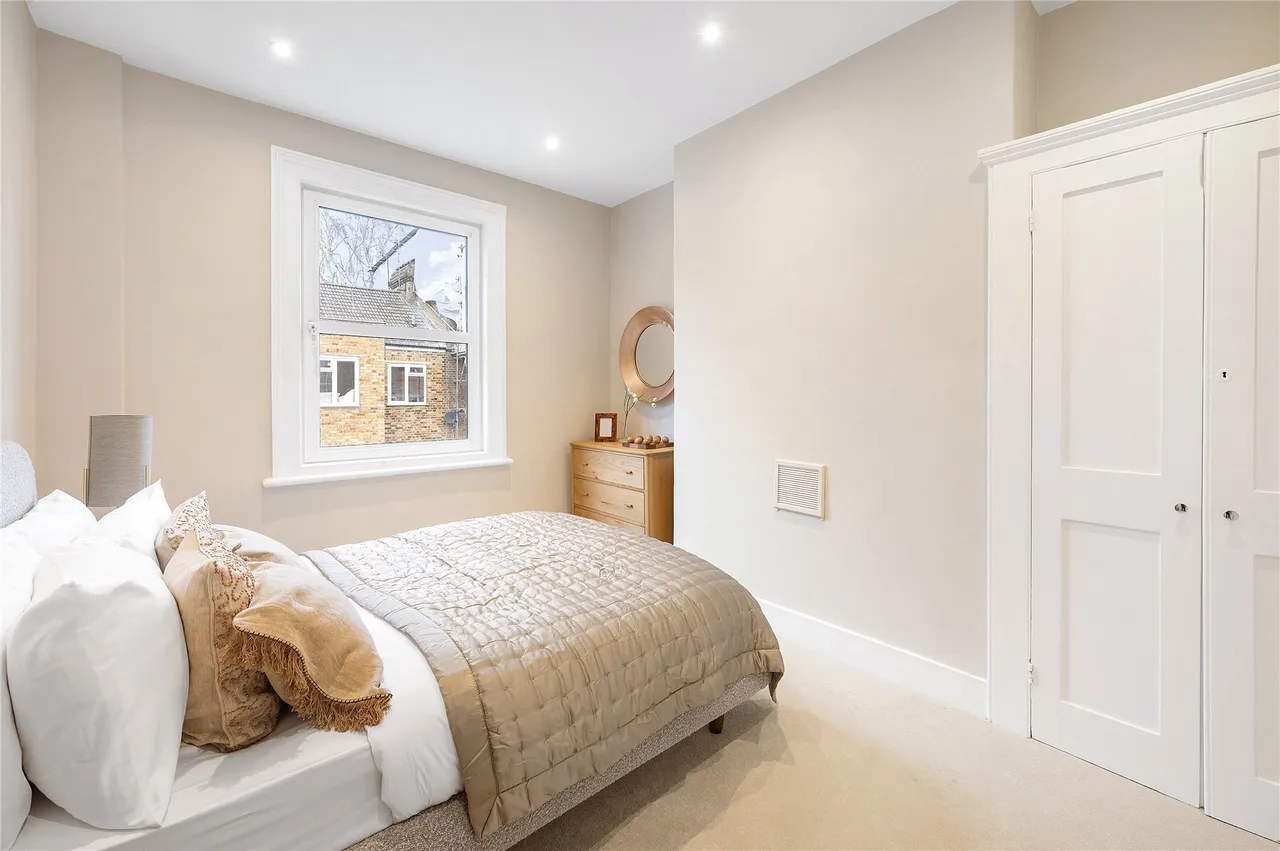 Chesson Road, London, W14, photo 12