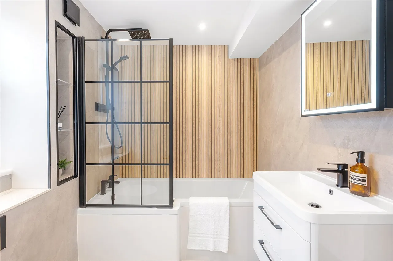 Chesson Road, London, W14, photo 11