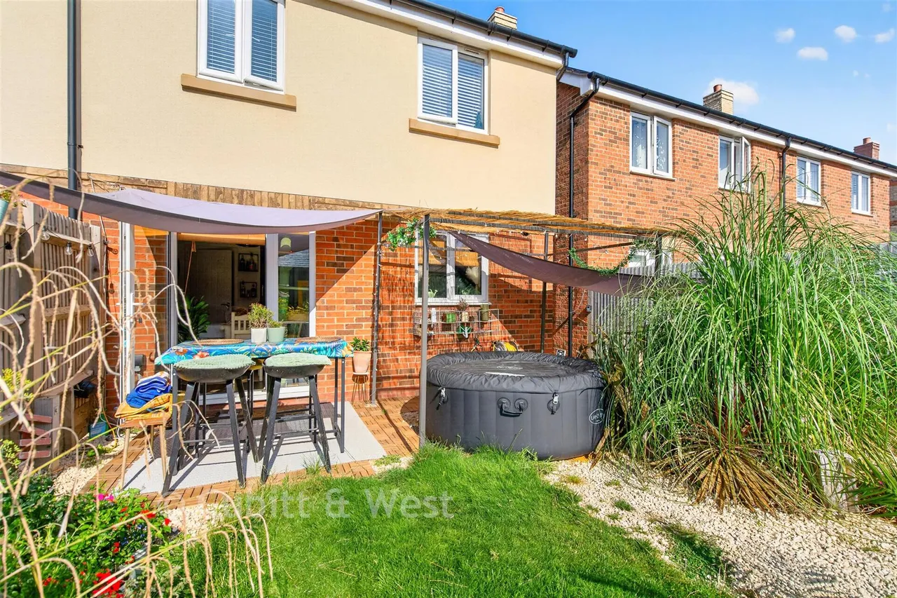 Munday Road, Selsey, PO20, photo 11