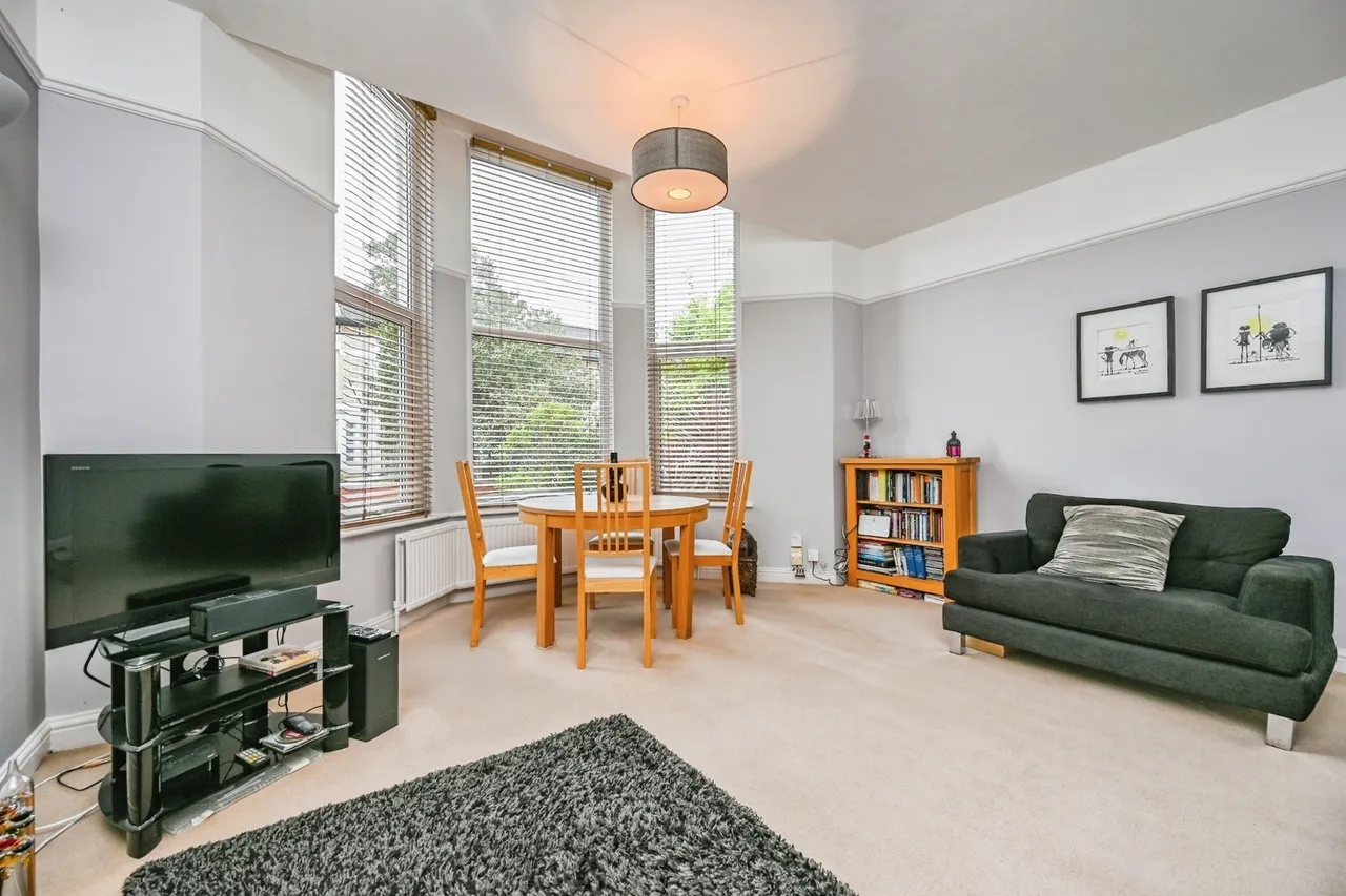 Victoria Road, Waterloo, L22, photo 5