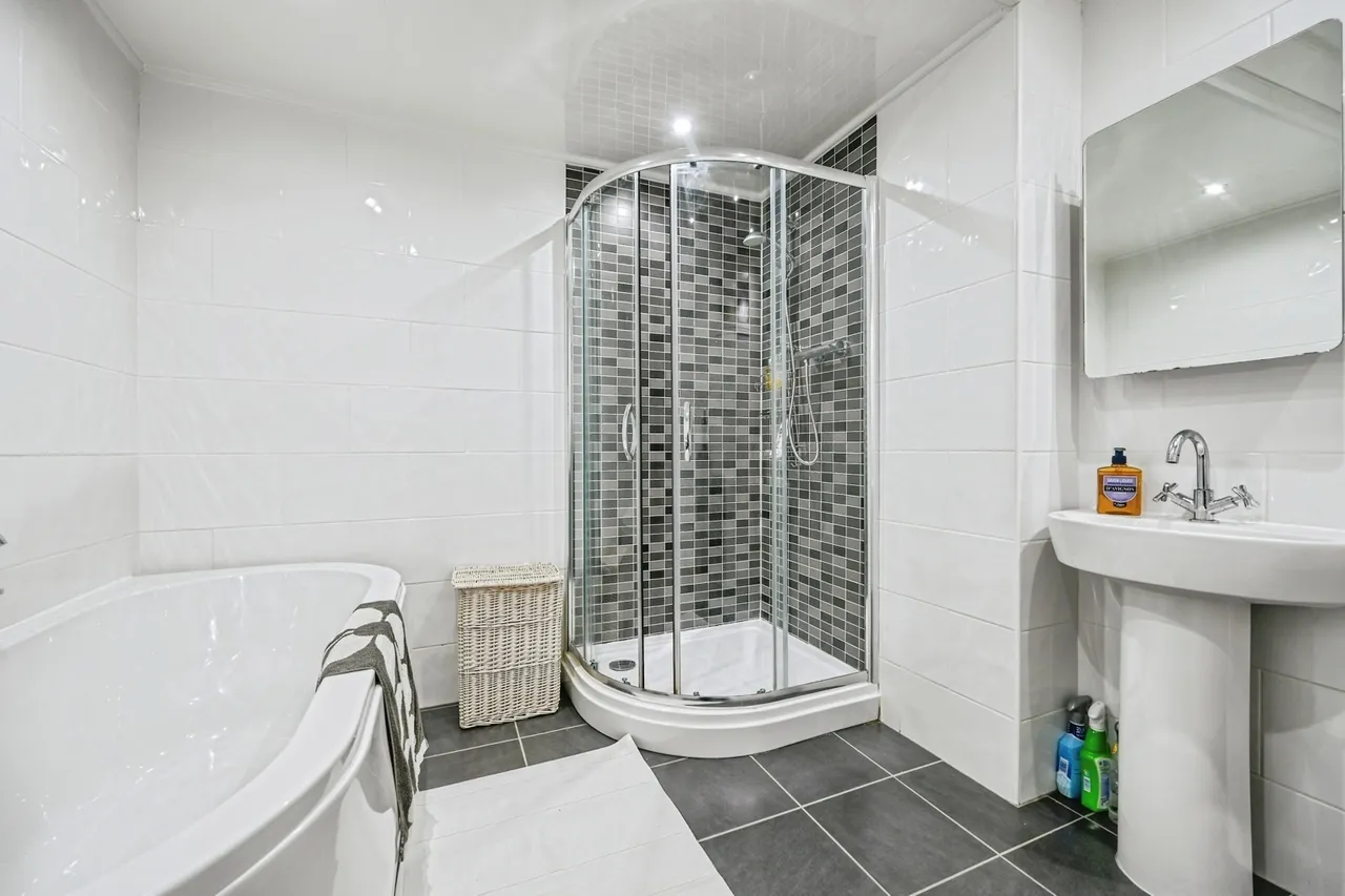 Victoria Road, Waterloo, L22, photo 12