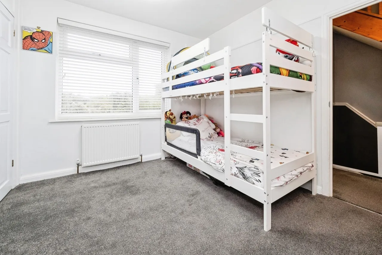 Western Avenue, Dagenham, RM10, photo 7