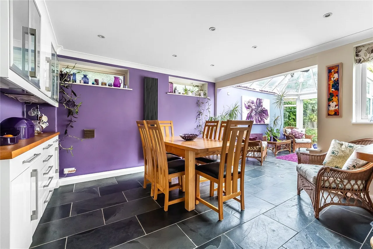 Meldrum Close, Hurst Green, RH8, photo 27