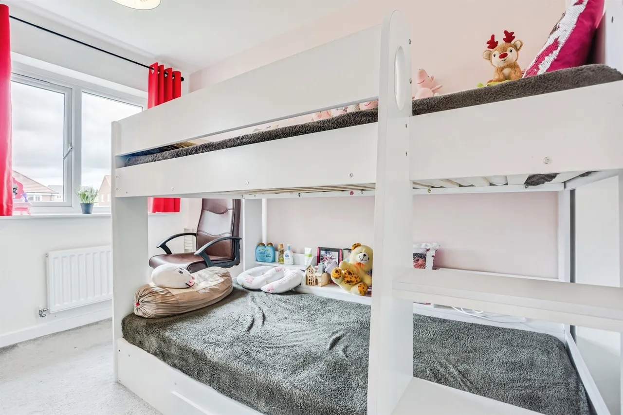 Aspen Mews, Stanley, Wakefield, photo 10