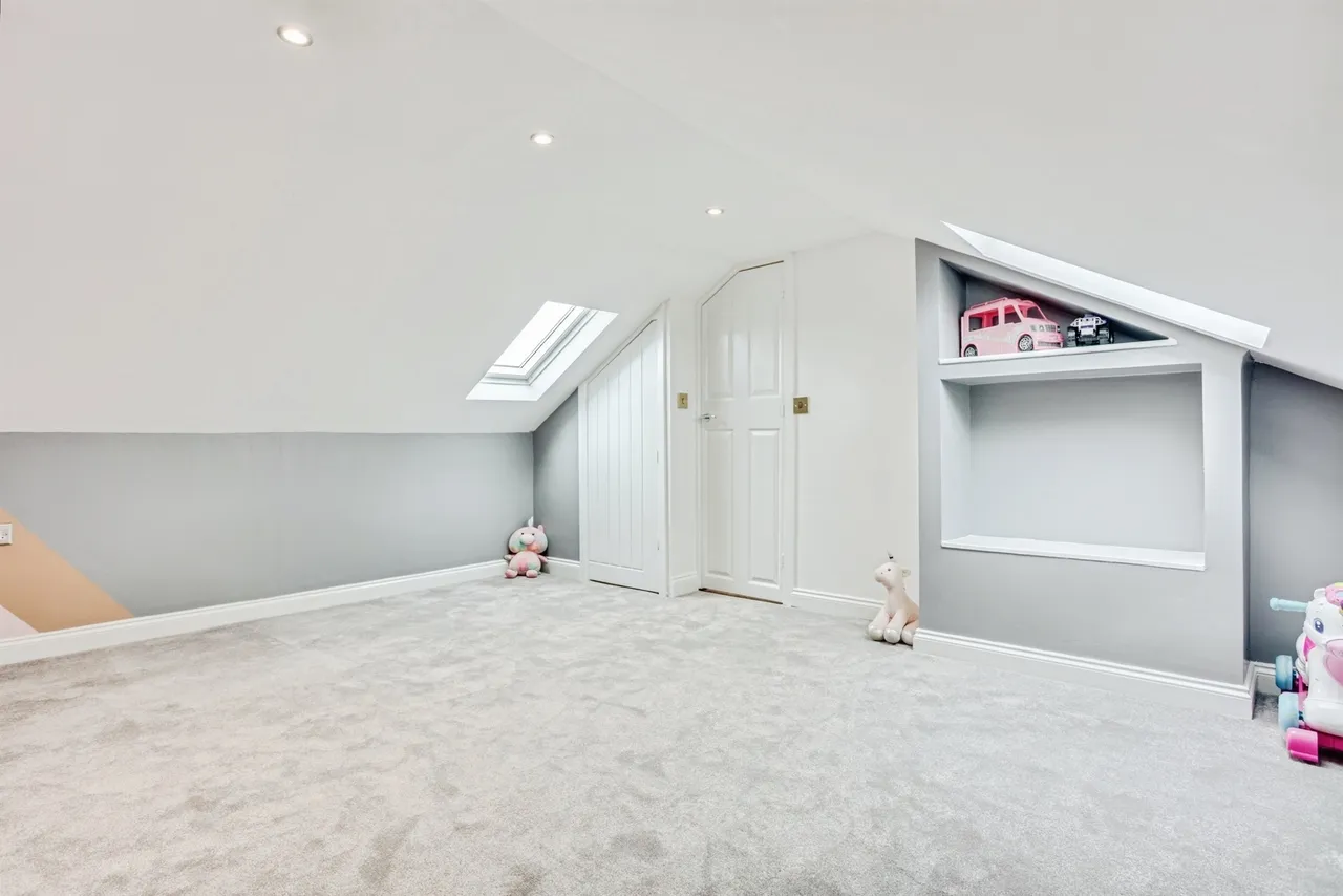 Aspen Mews, Stanley, Wakefield, photo 7