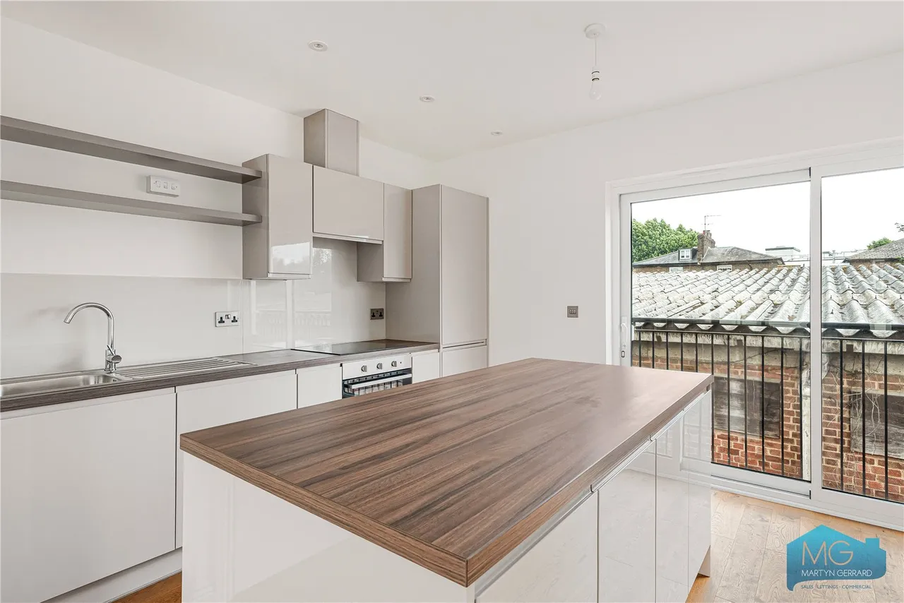 Kentish Town Road, London, NW1, photo 8