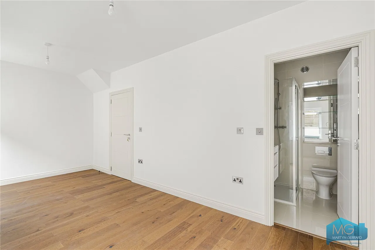 Kentish Town Road, London, NW1, photo 19