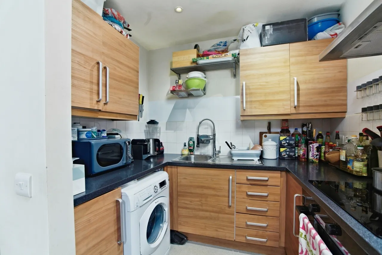 London Road, London, SW16, photo 6
