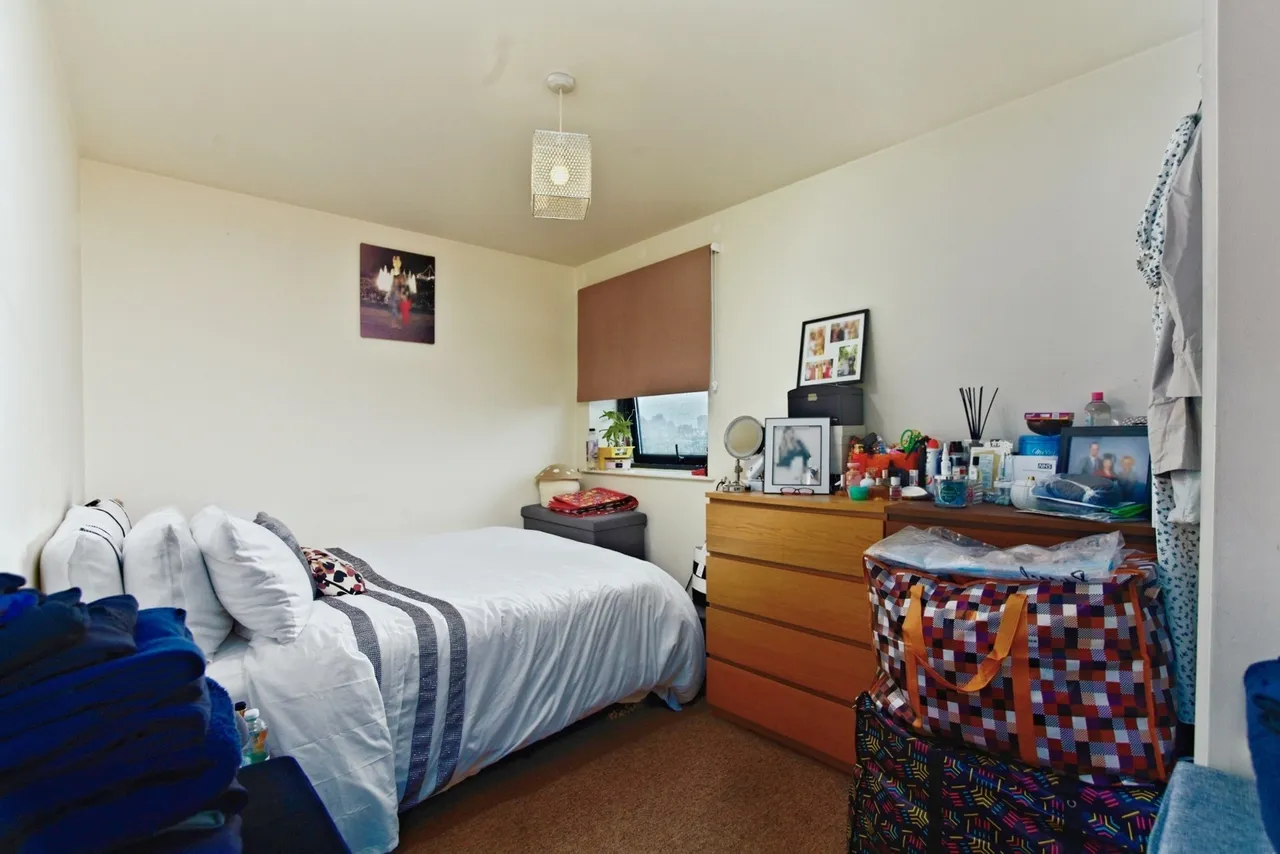 London Road, London, SW16, photo 7