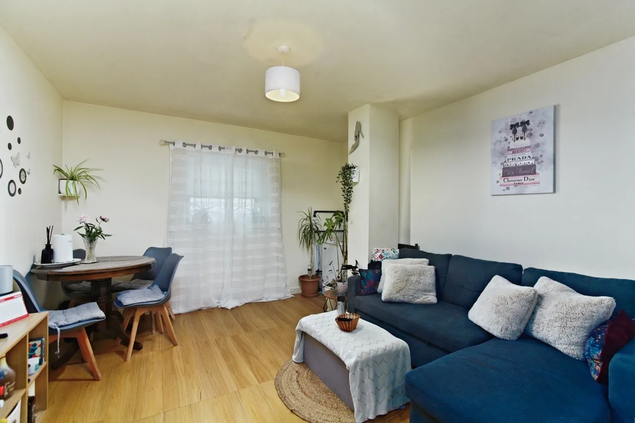 London Road, London, SW16, photo 3