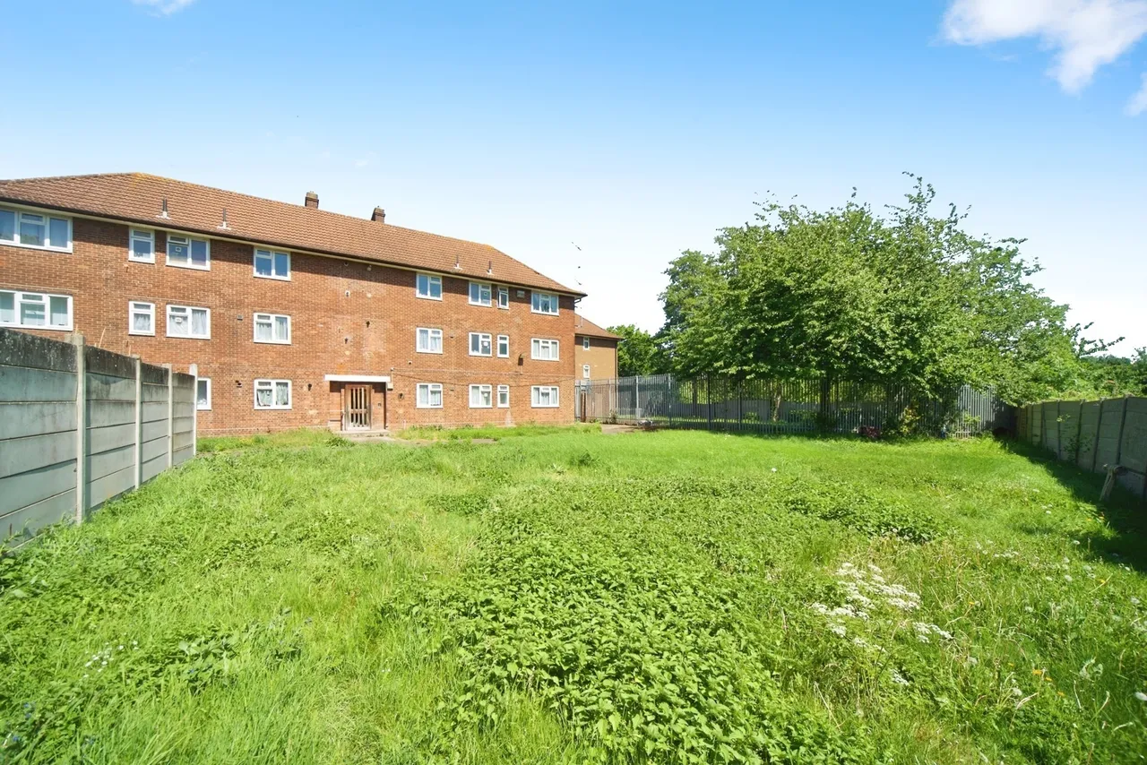 Blaney Crescent, London, E6, photo 10