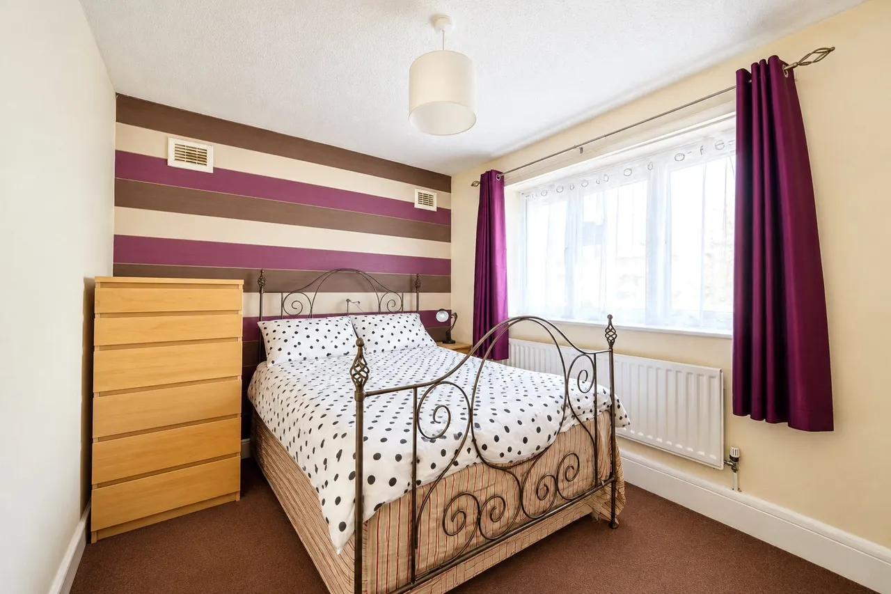 Blaney Crescent, London, E6, photo 2