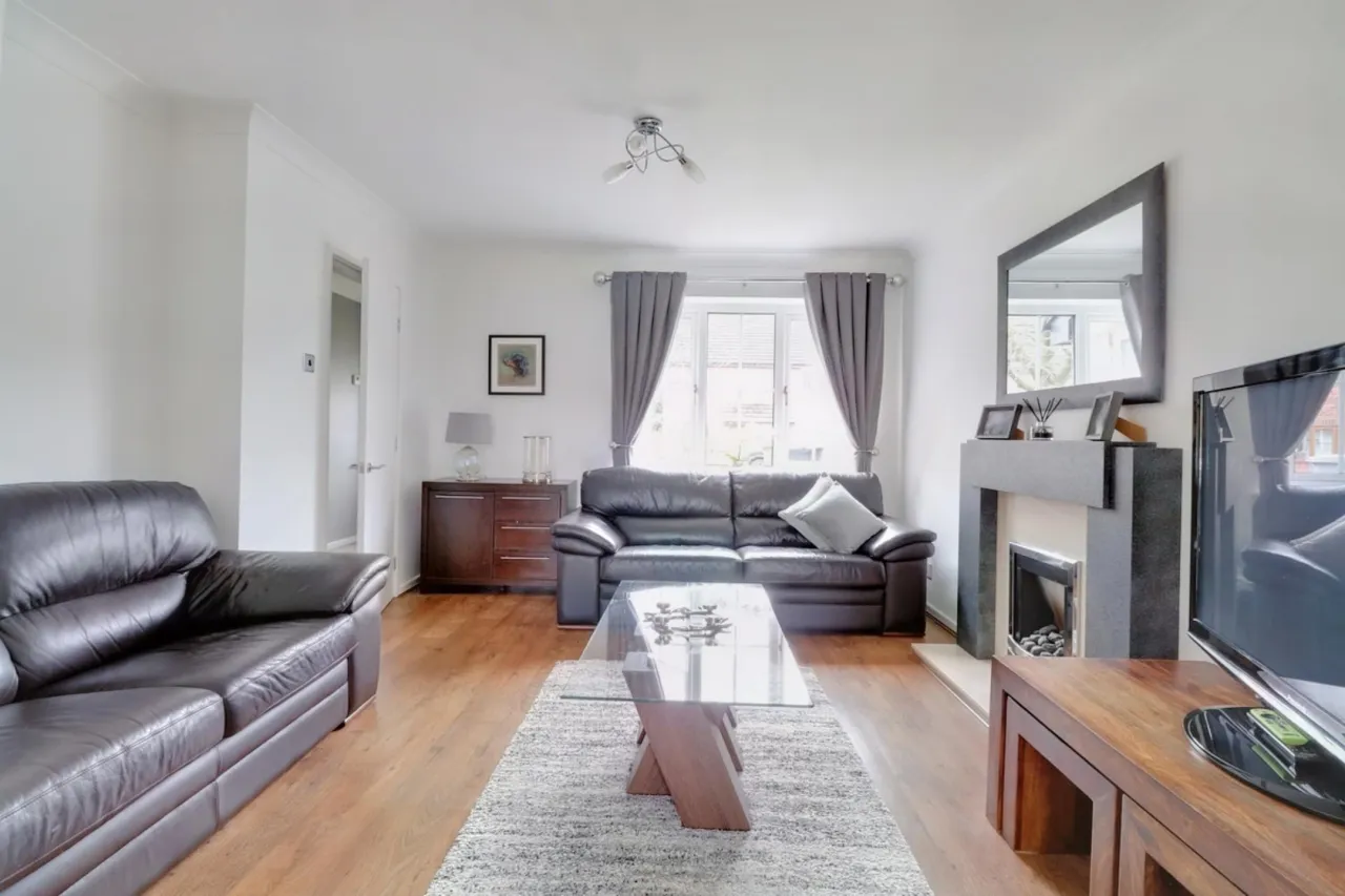 Hertford Close, Congleton, photo 3